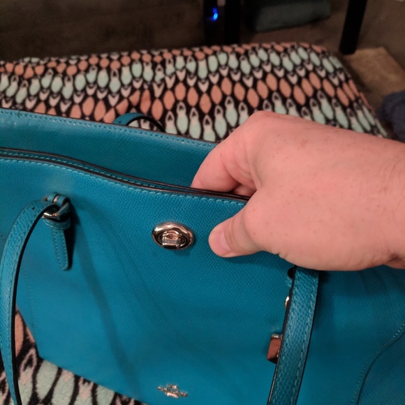 Coach Handbags - COACH Turquoise Crossgrain Leather Turnlock Tote